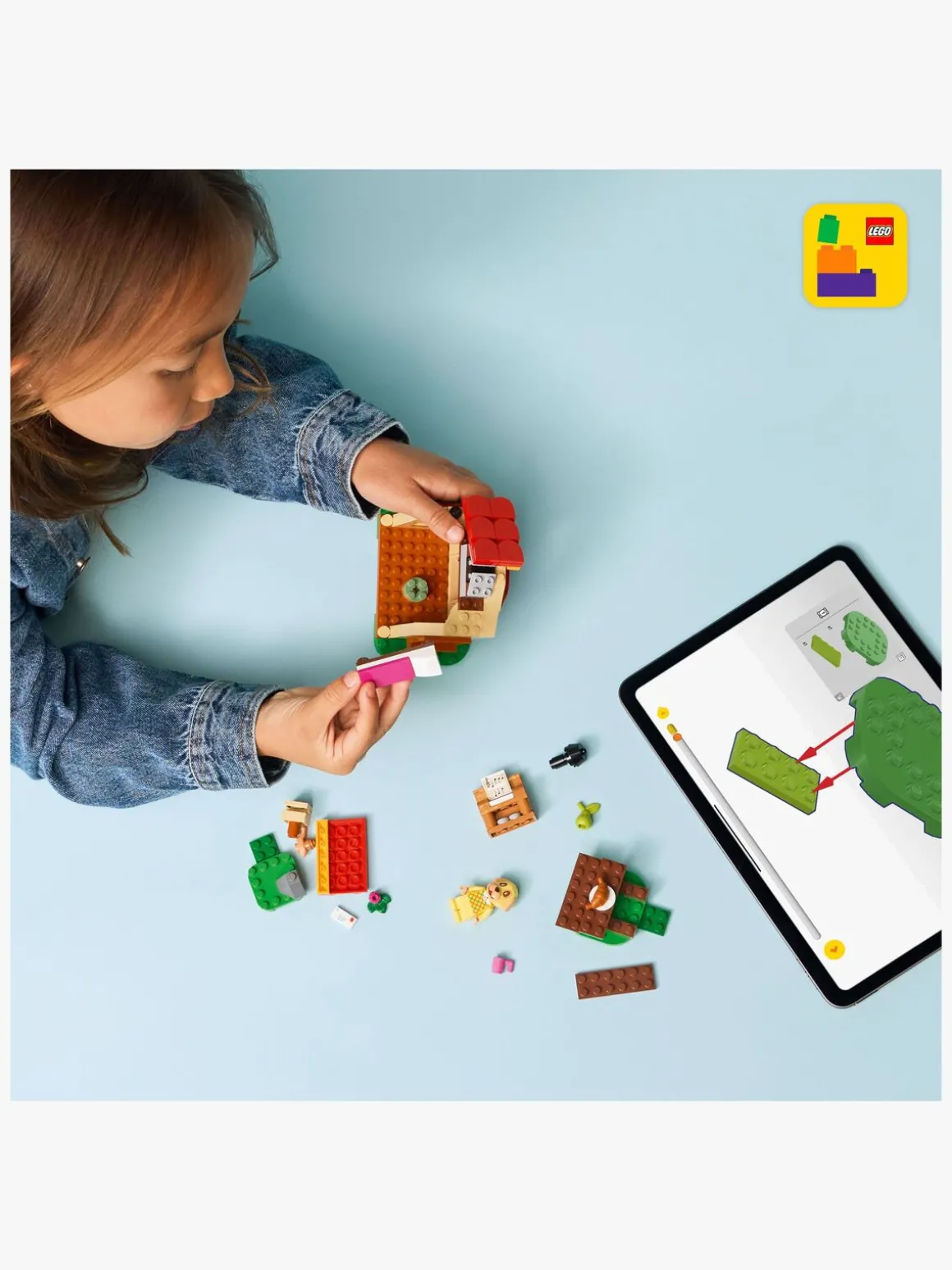 LEGO Animal Crossing 77058 Goldie i sit hyggelige hus