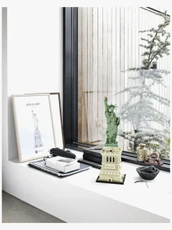 LEGO Architecture 21042 Frihedsgudinden