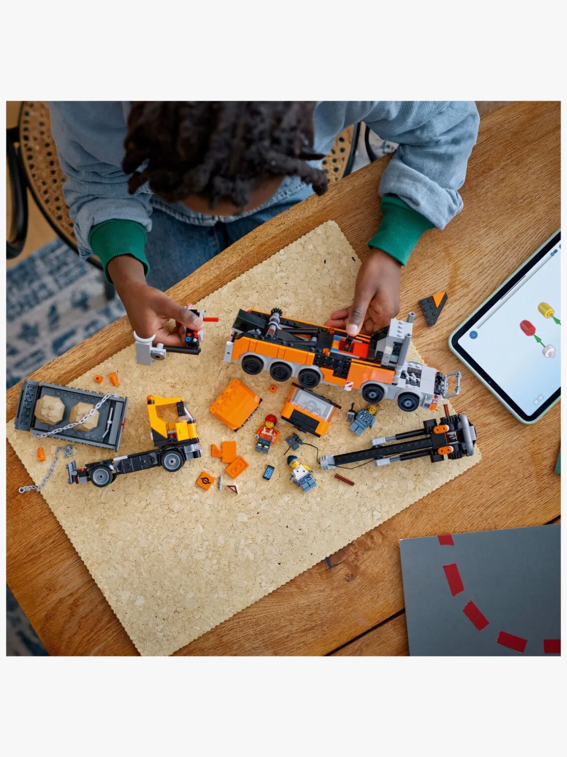 LEGO City 60467 Stort bjærgningskøretøj med kran