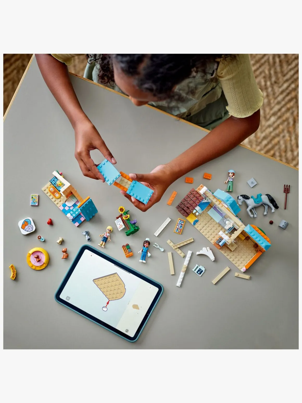 LEGO Friends 42651 Dyrlægeklinik for heste og kæledyr