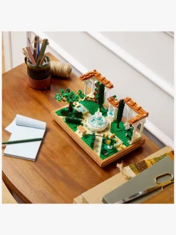 LEGO Icons 10359 Have med springvand