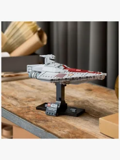 LEGO Star Wars 75404 Angrebsskib af Acclamator-klassen