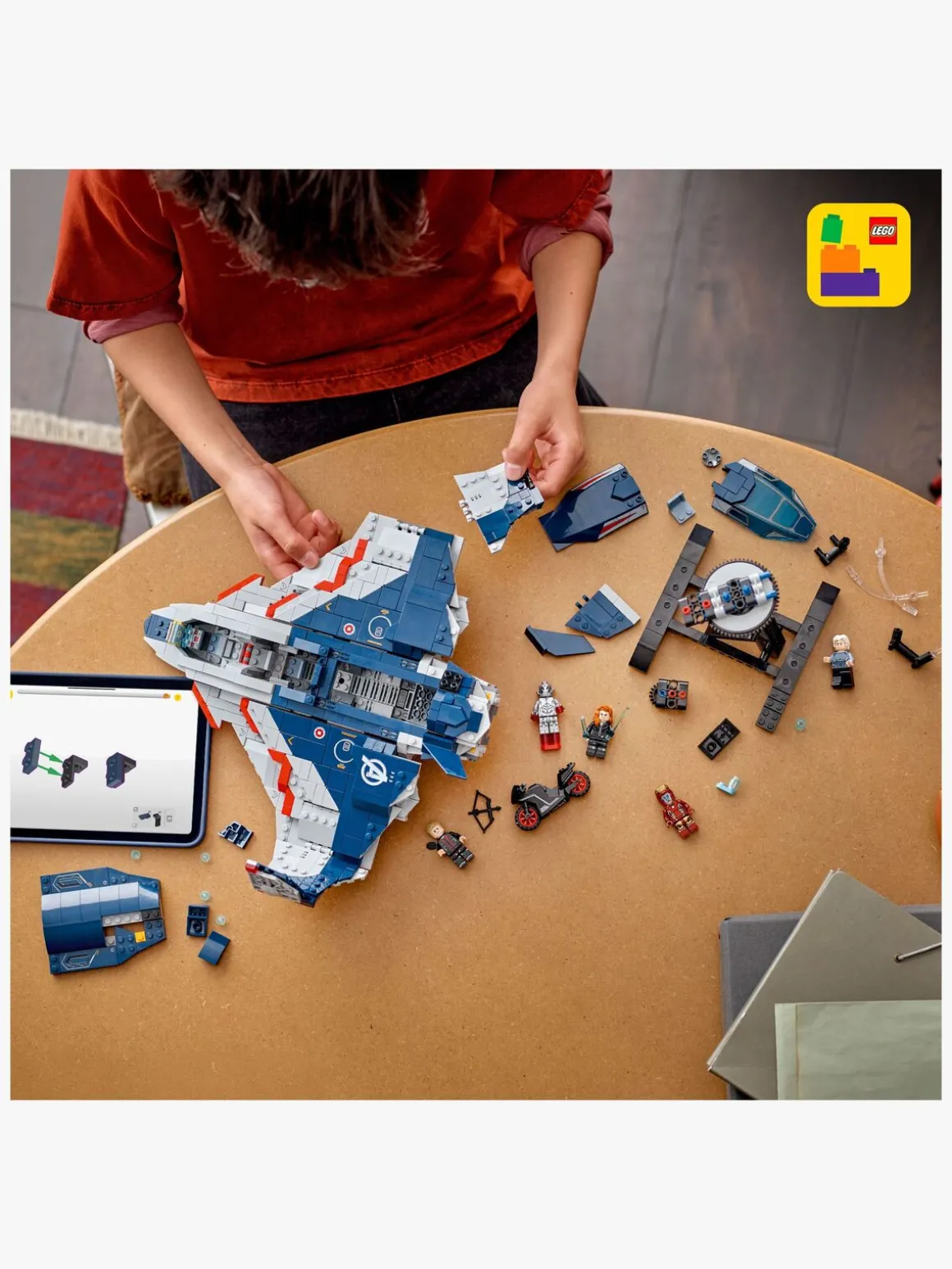 LEGO Super Heroes 76325 Avengers: Age of Ultron Quinjet