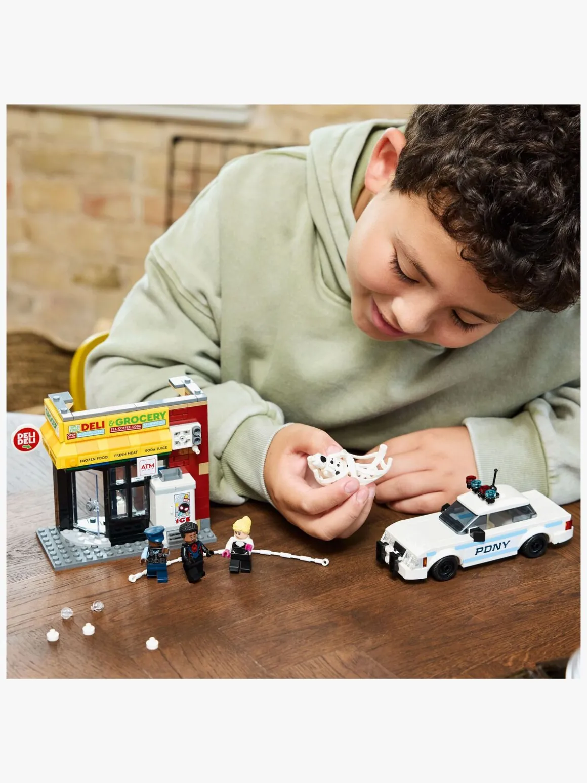 LEGO Super Heroes 76311 Spider-Verse: Miles Morales mod Spot