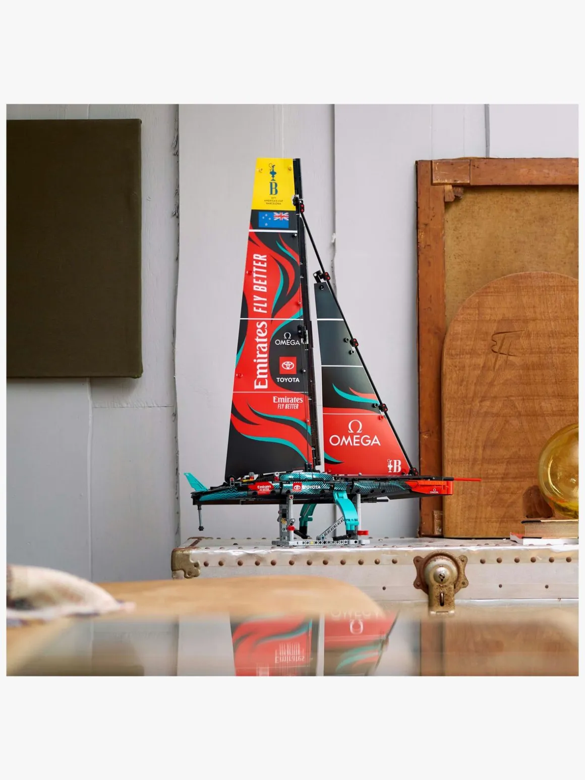 LEGO Technic 42174 Emirates Team New Zealand AC75-yacht