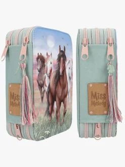 Miss Melody Tredelt Penalhus Hoof Clatter